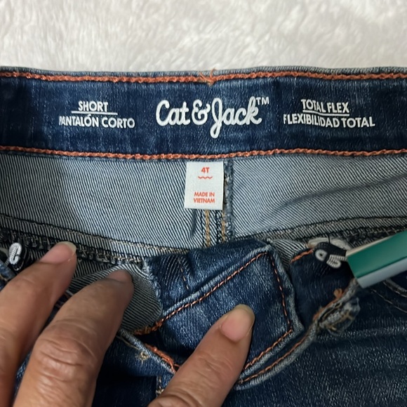 Cat & Jack Jeans Shorts Adjustable Waist 4T - Picture 3 of 5